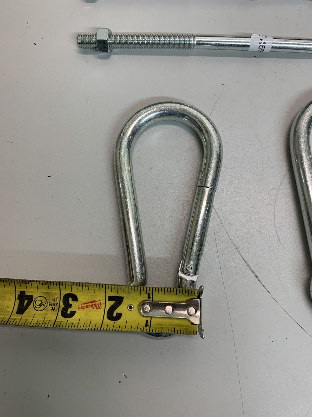 4 Pack of 5-3/8” Long Carabiners & 5 Pack of 8” Bolt Hangers & 4.5” Bolt Hanger
