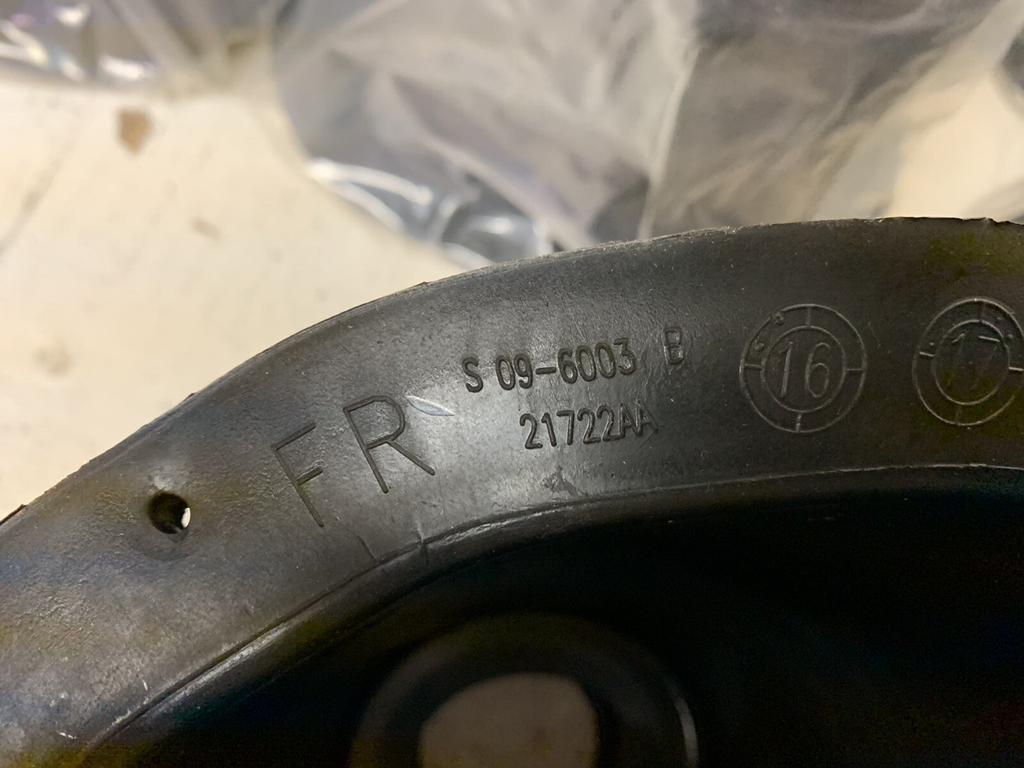 8 PACCAR Shift Boots S09-6003 B 21722AA (8 Pack) - FREE SHIPPING