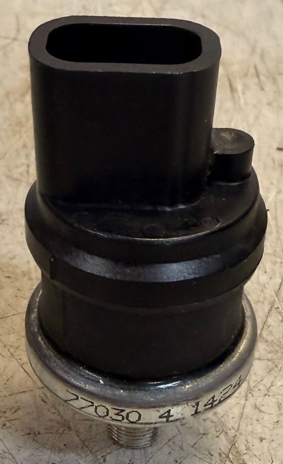 Honeywell %000 Series Extended Duty Pressure Switch 77030-4-1424 Trigger Switch