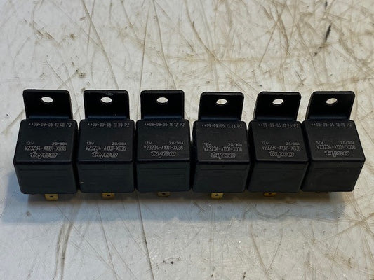 6 Quantity of Tyco Automotive Relays V23234-A1001-X036 | 12V 20/30A (6 Quantity)