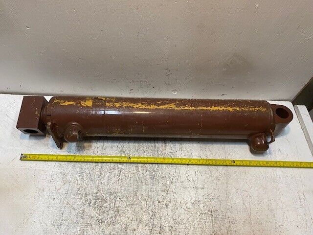 Hydraulic Cylinder 31" Long 4-1/2" Dia. 38mm Bore