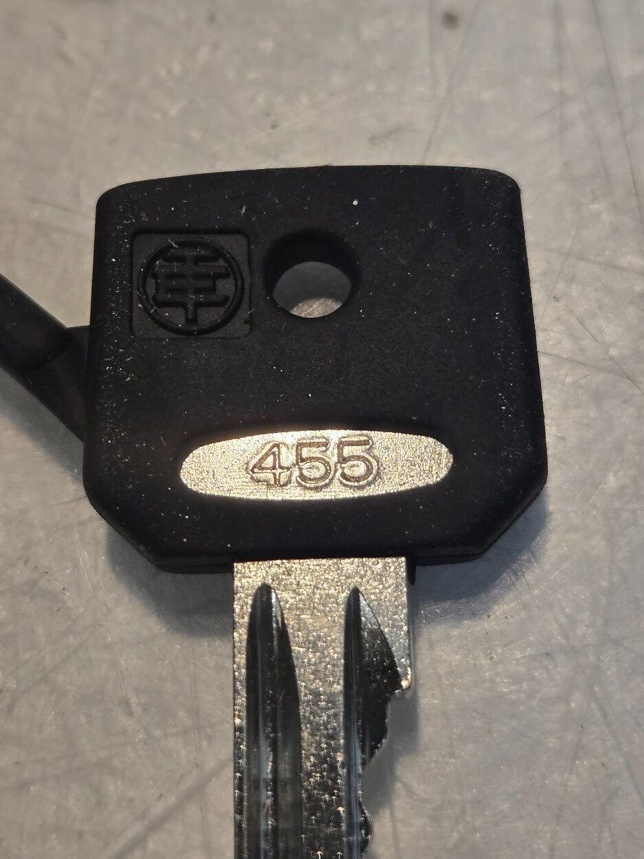 Telemecanique ZB5AG1 3-Position Spring Return Key Selector | 2 Keys | 0804