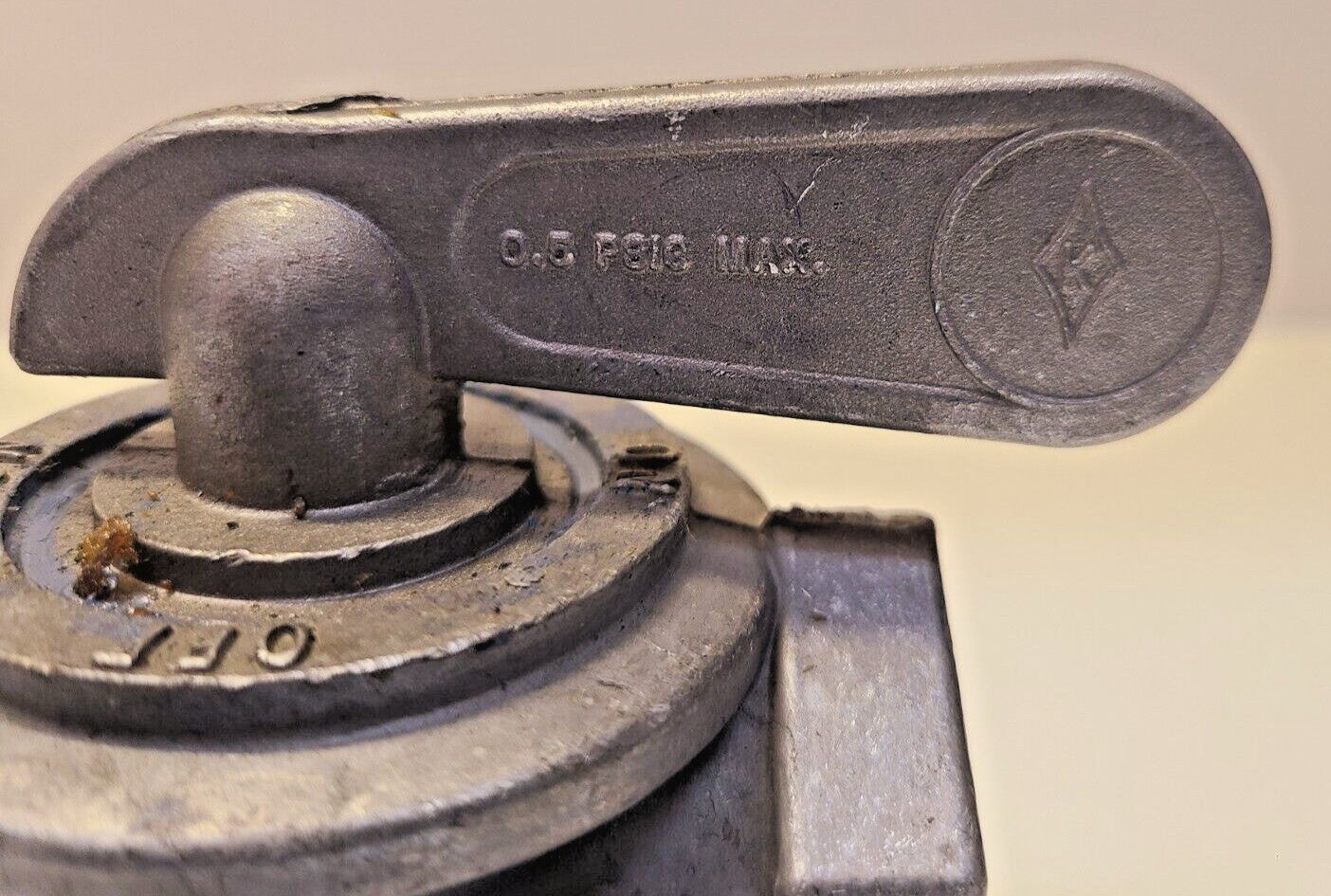 1" Gas Shut-Off Valve 0.5 PSIG MAX | 500 | 0034