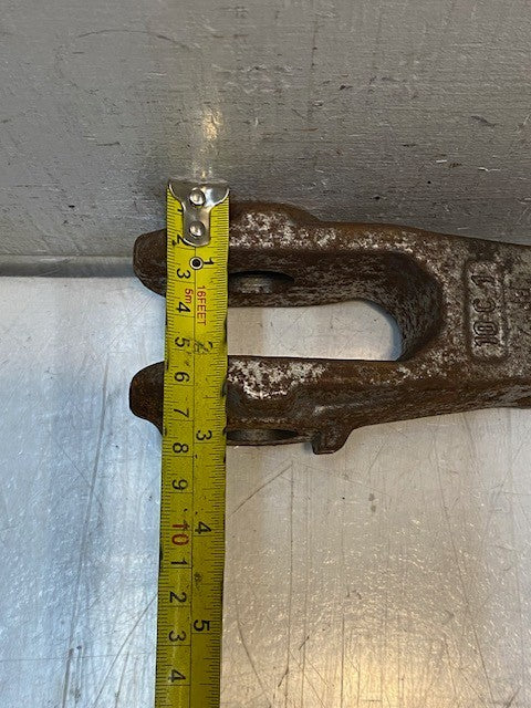 Auger Tooth 10C1 | BP-2 | 5-3/4" Long 3" Wide 25mm Pin Bore