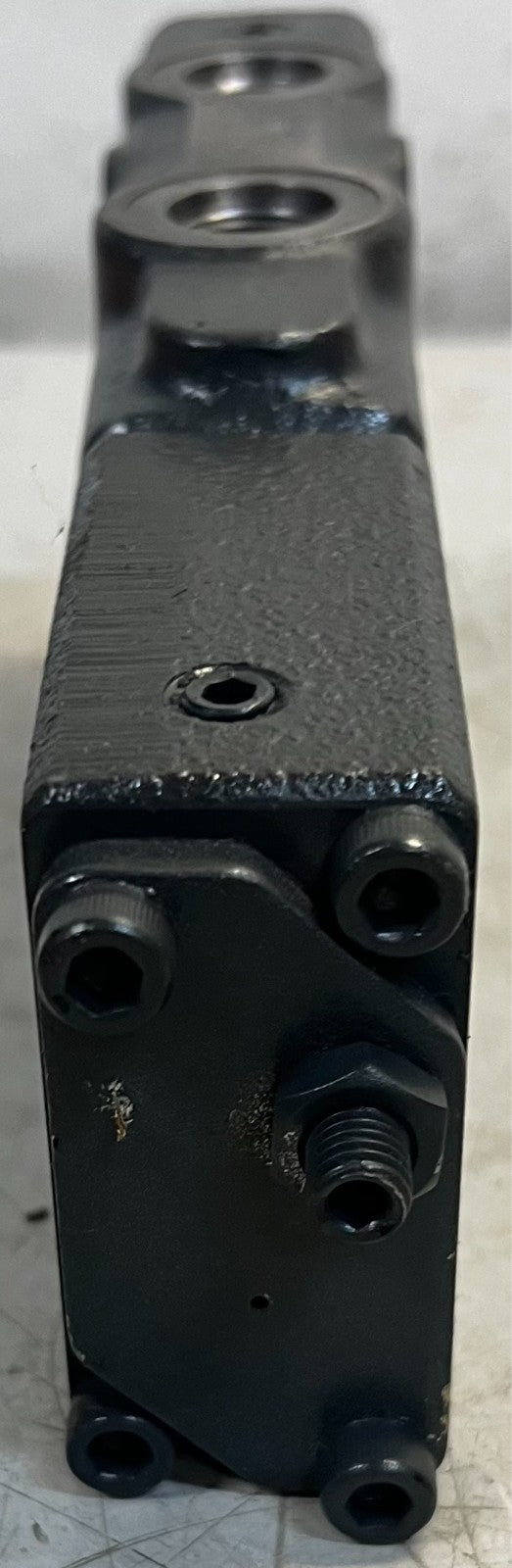 Hydraulic Boom Control Valve For Kubota Mini Excavators B41VE4 | F333875