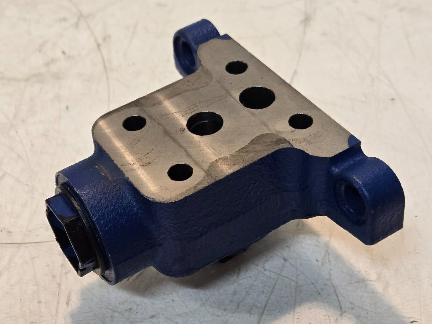 Hydraulic Manifold 19268 400 | 3410 | U010 07193460 E MGL | 18439 09/11/10-13h