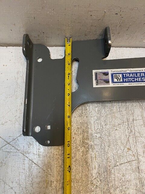 B&W Trailer Hitches Turnoverball Gooseneck Hitch Bracket Piece 20" x 10"