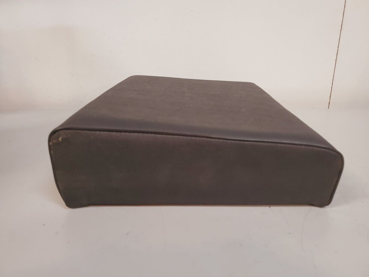 Cushion Seat S3631 | 2540-00-471-5325 | FSCM 98126 | DLA700-82-P-1772