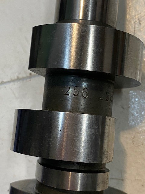Automotive Engine Camshaft 2/56306, S492272, 2562362E2M 14" Long 20mm Thread