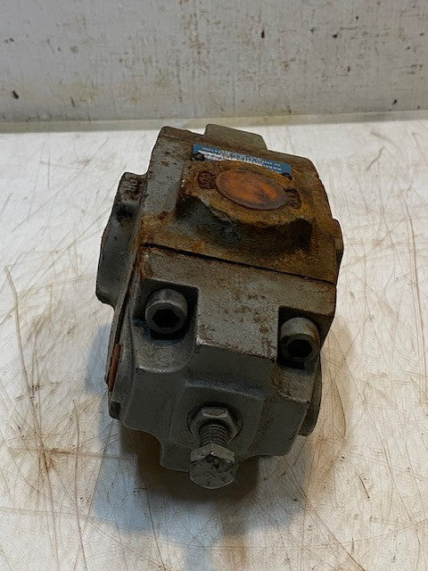 Sperry Vickers RT 06B223 Pressure Control Valve