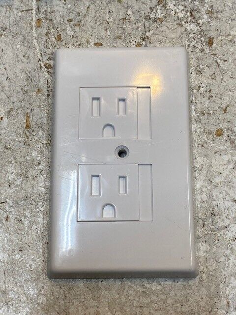 25 Quantity of Child Safety Outlet Covers LR84964 | 4-1/2" x 2/3-4" (25 Qty)