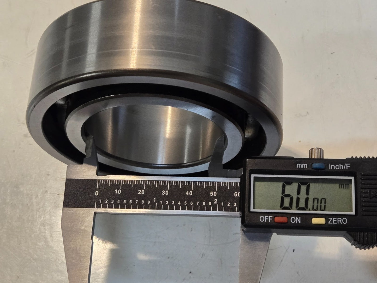 BCA Single Row Ball Bearing W212A3 | KR | 110 mm OD x 60 mm Bore x 36.5 mm Thick