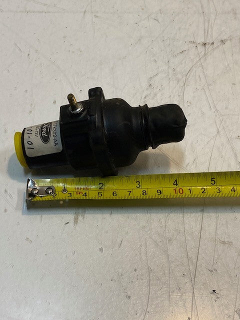 NOS Ford Eaton Adapter E2HT-17K302-AA | 12V | GG-12V