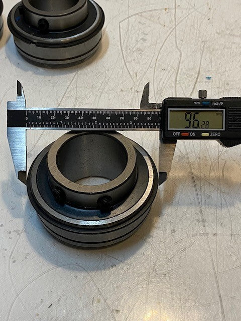 3 Quantity of Insert Bearings SER210-30 | 48mm Bore 96mm OD (3 Quantity)