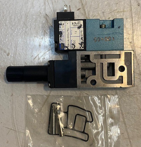MAC Pneumatic Solenoid Air Control Valve 45A-LAJ-DDDJ-1KJ | 24 VDC | 7.3 Watts