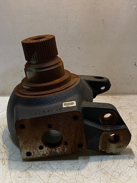 Right Hand Steering Knuckle Swivel Housing for Case Backhoe 070SK287