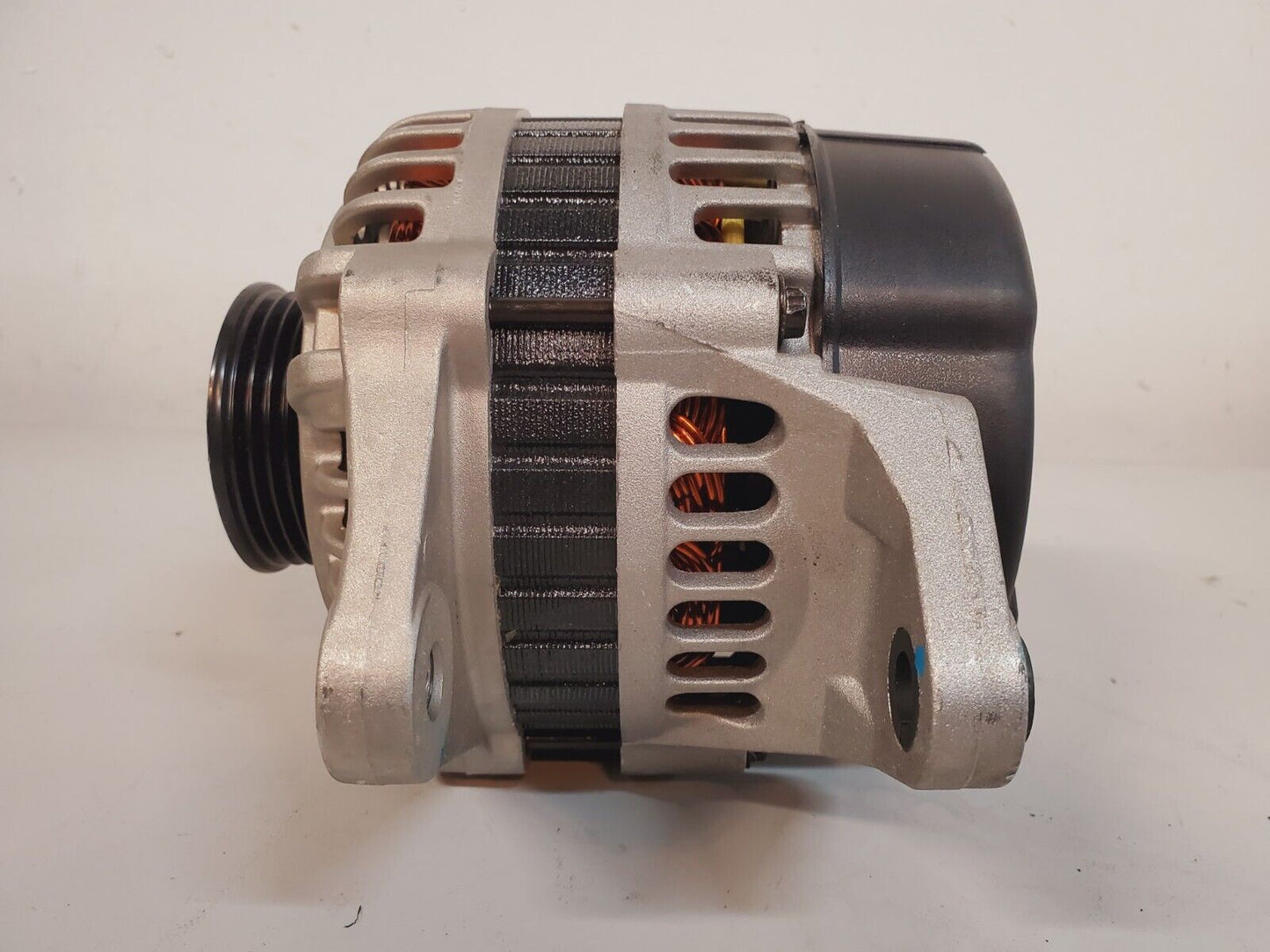 Mando Remanufactured Alternator RK30D 18300