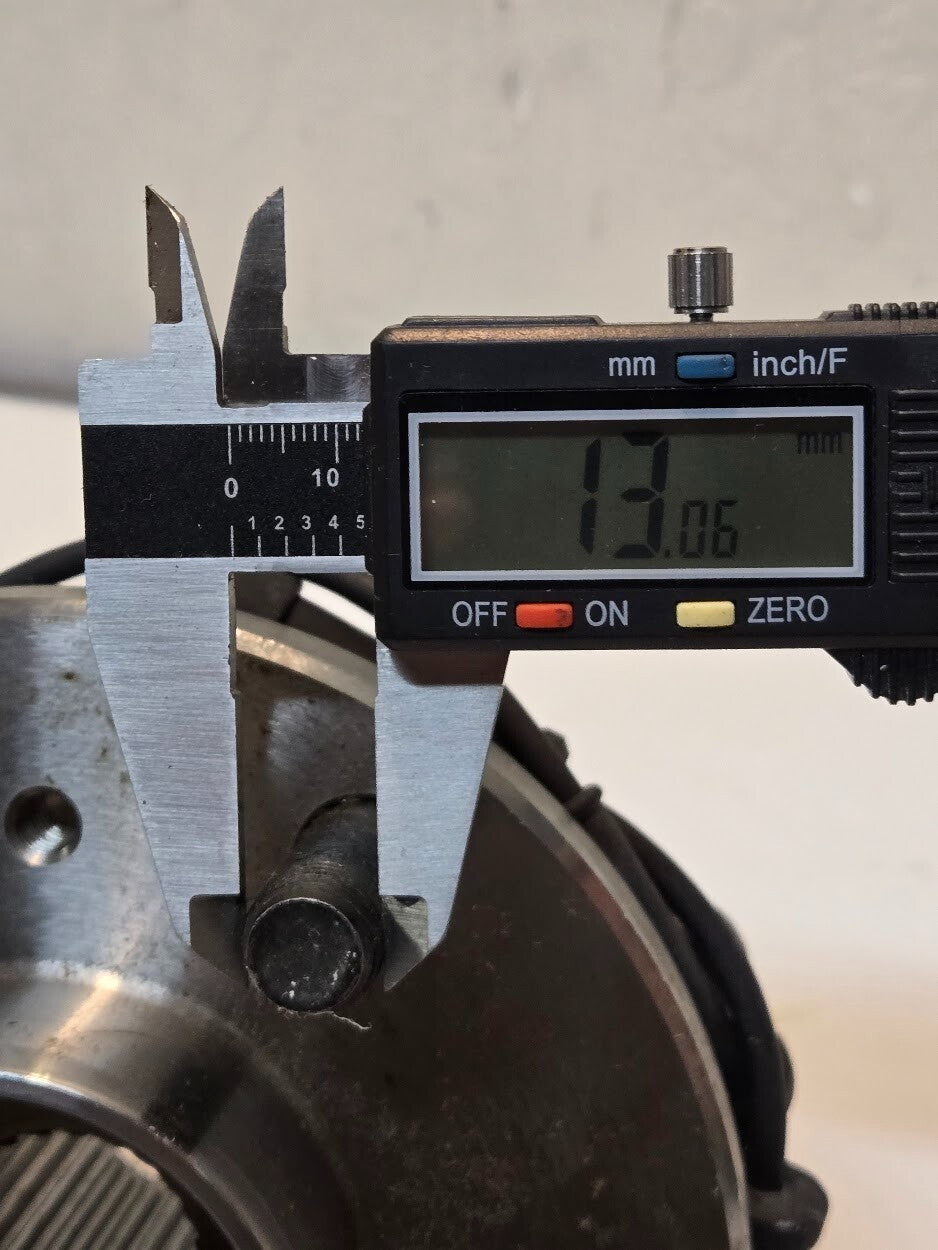 Wheel Hub and ABS Sensor 6F09KK 6960 | Wabco 441.0323000 | 5x120mm Bolt Pattern