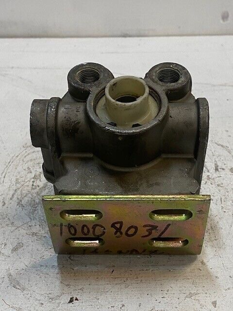 Bendix 090027R-12P Air Brake Relay Valve 99010