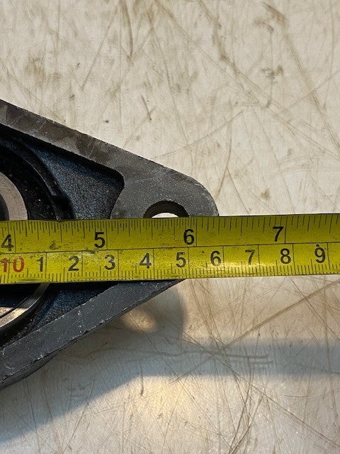 PEER 2-Bolt Bearing Flange Block FT207 Insert Bearing UC207-20 | 32mm Bore