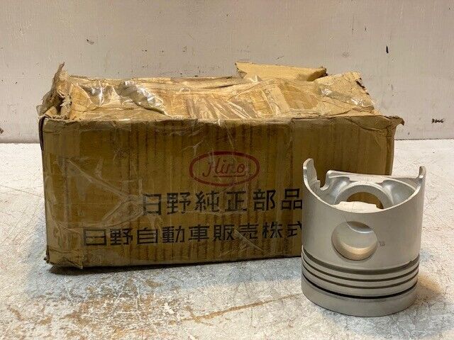 6 Quantity Hino Pistons 13216-1880 (6 Quantity)