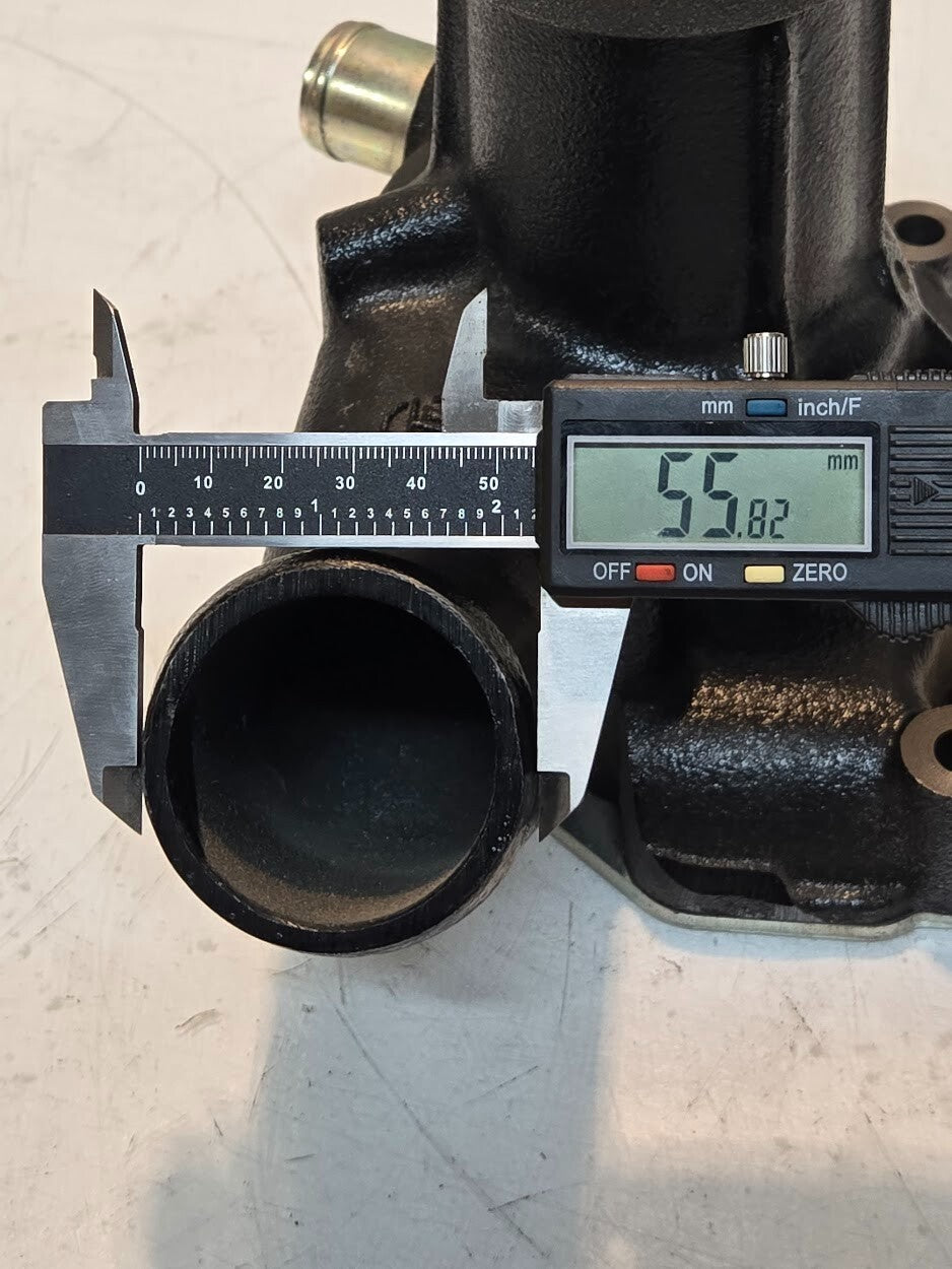 Water Pump J122 for Isuzu 4HK1 | 4x6.7mm & 2x4.9mm Impeller Drive Mounting Holes