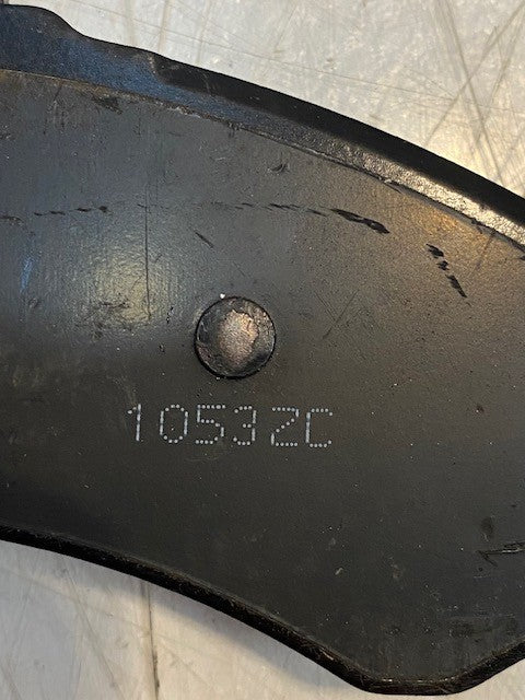 Set of 4 Mercedes-Benz A0044202420 Brake Pads 1053ZC