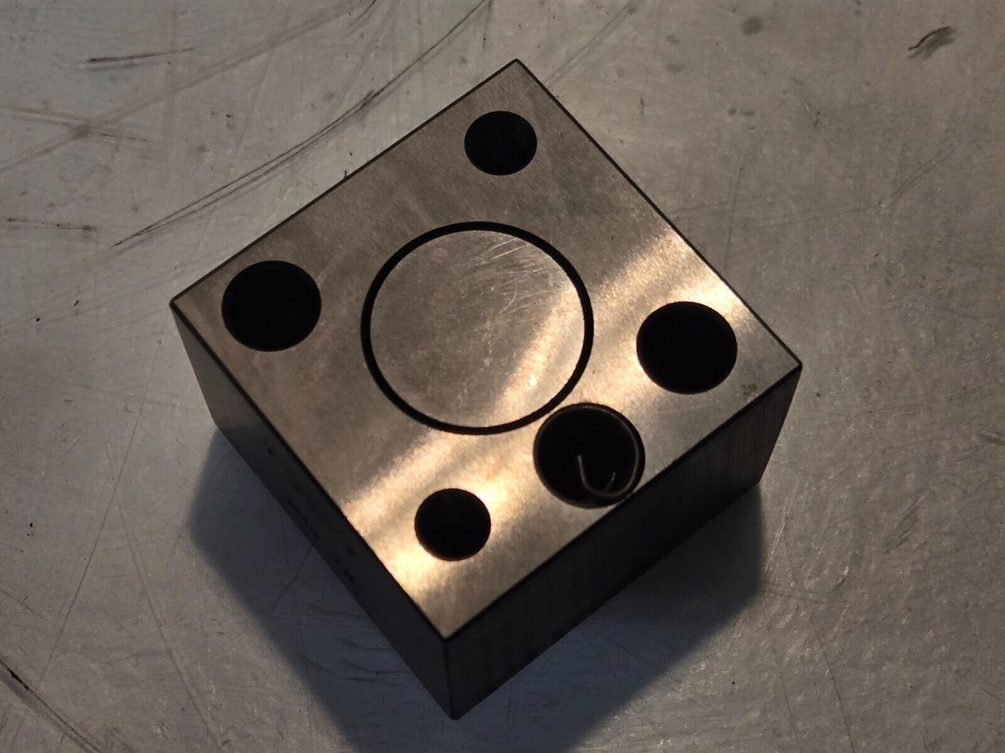 Dayton Retainer HRS 75 Ball Lock Square Retainer | Heavy Duty .75" Bore