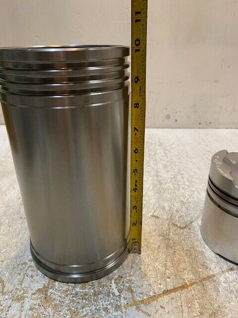 CTP Piston & Sleeve 9N5250 | IPD 1105800 | L13H9