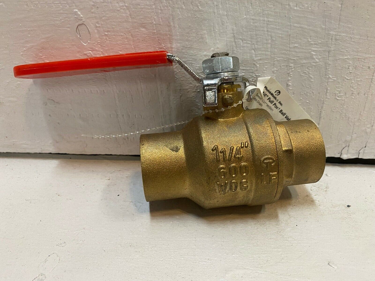 PlumbMaster 600 WOG 1 1/4" Brass Ball Valve Red Handle Female