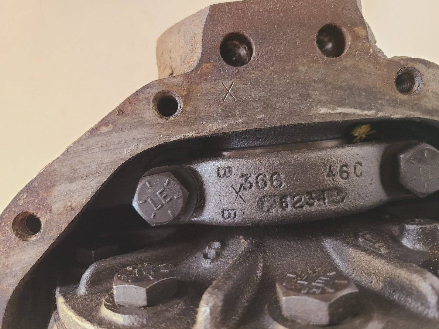 Ford Dana 50 Front Axle Housing 620598 | 3.55 Ratio