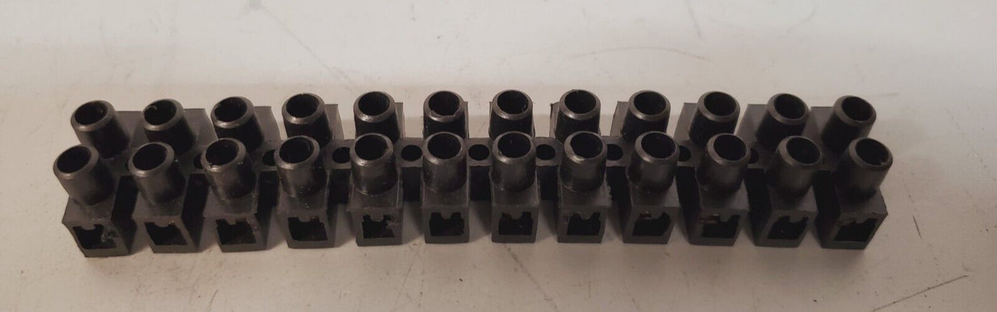 10 Qty. of Werit 12 Bank Wire Connectors Screw Terminal Block 15A 380V (10 Qty)