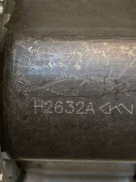 CV Axle Shaft 2R3V-138AA 31-Spline H2632A 32-1/2" Long 289-0022 | 24mm Thread