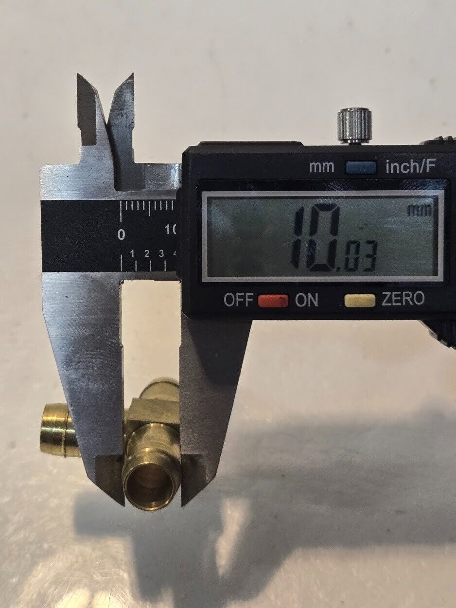 5 Quantity of Couplings Co. 1/2 Poly Tee P125F | 376654 | 720807612588 (5 Qty)