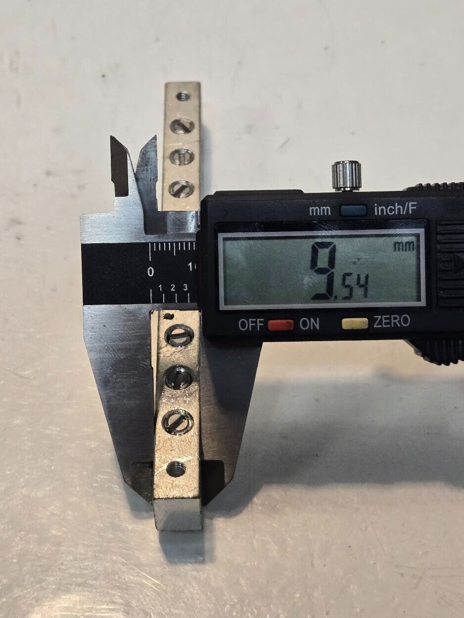 6 Quantity of EM4250 14-6 AWG 9 Place Grounding Blocks | 5" Long (6 Quantity)
