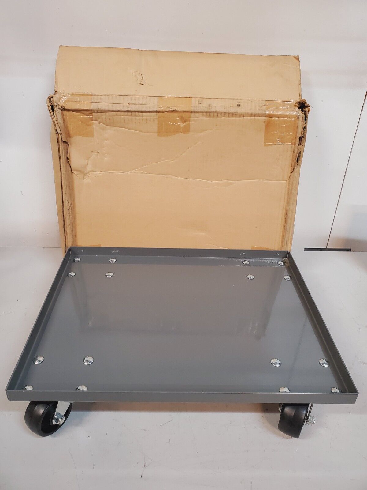 Akro-Mils Powder Coated Steel Panel Dolly RU843HR1621 | Flat Dolly