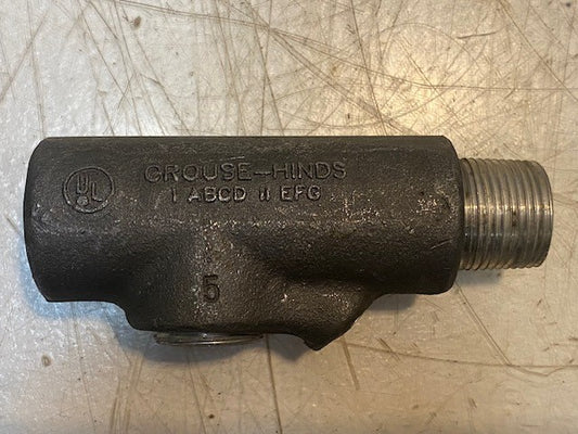 Crouse-Hinds EYS21 3/4" Malleable Conduit Sealing Fitting Female & Male Ends