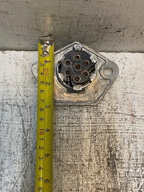 3 Qty of SAE J560 7-Pin Round Vehicle-Side Female-End Sockets 59W-7-3 (3 Qty)