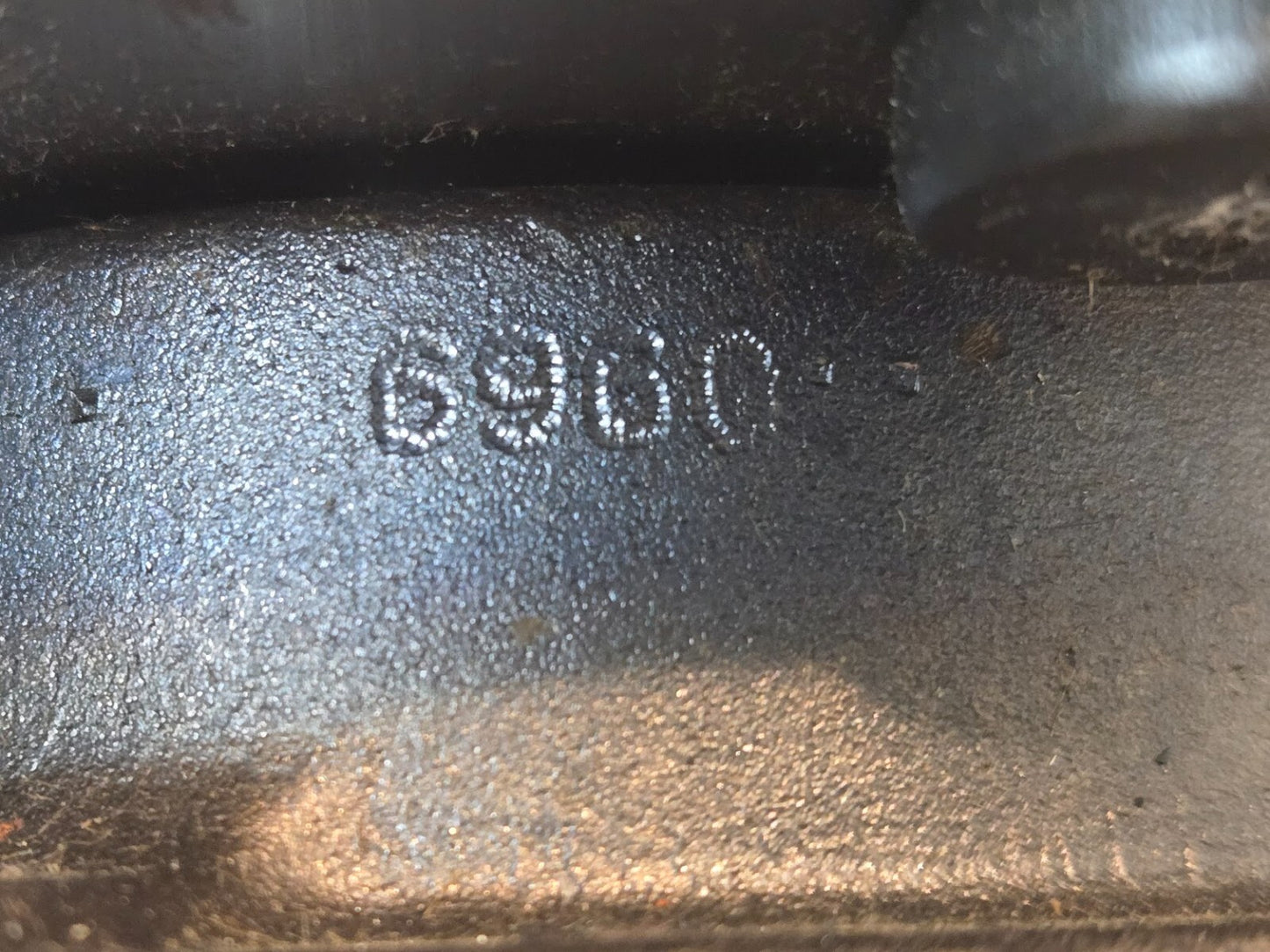 Wheel Hub and ABS Sensor 6F09KK 6960 | Wabco 441.0323000 | 5x120mm Bolt Pattern