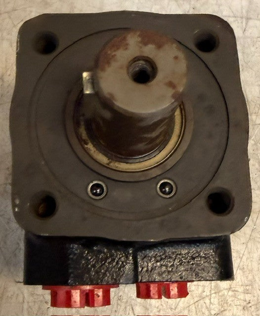 Low-Speed High-Torque Hydraulic Geroler Motor 7-1/2 In Industrial Fluid Unit