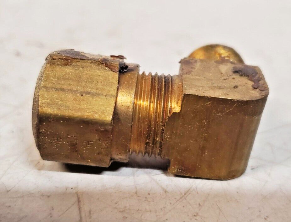 8 Quantity of Elbows Fitting 1/2OD | 63AX51093R  (8 Qty)