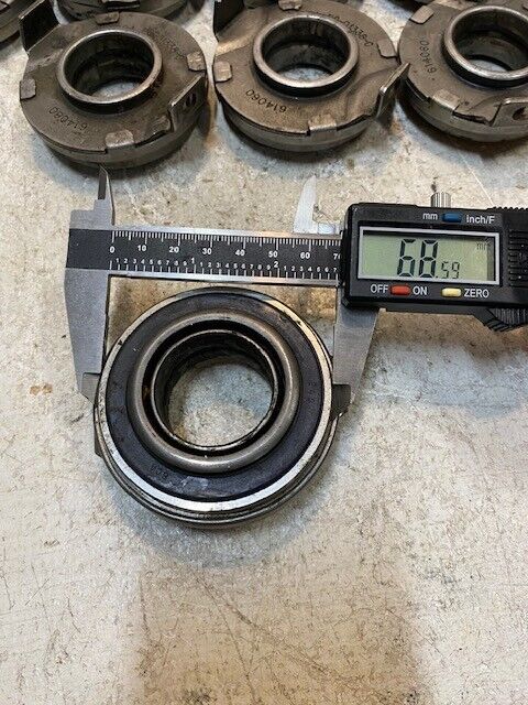 8 Quantity of BCA Clutch Release Bearings FC-01338-C | 614060 (8 Quantity)