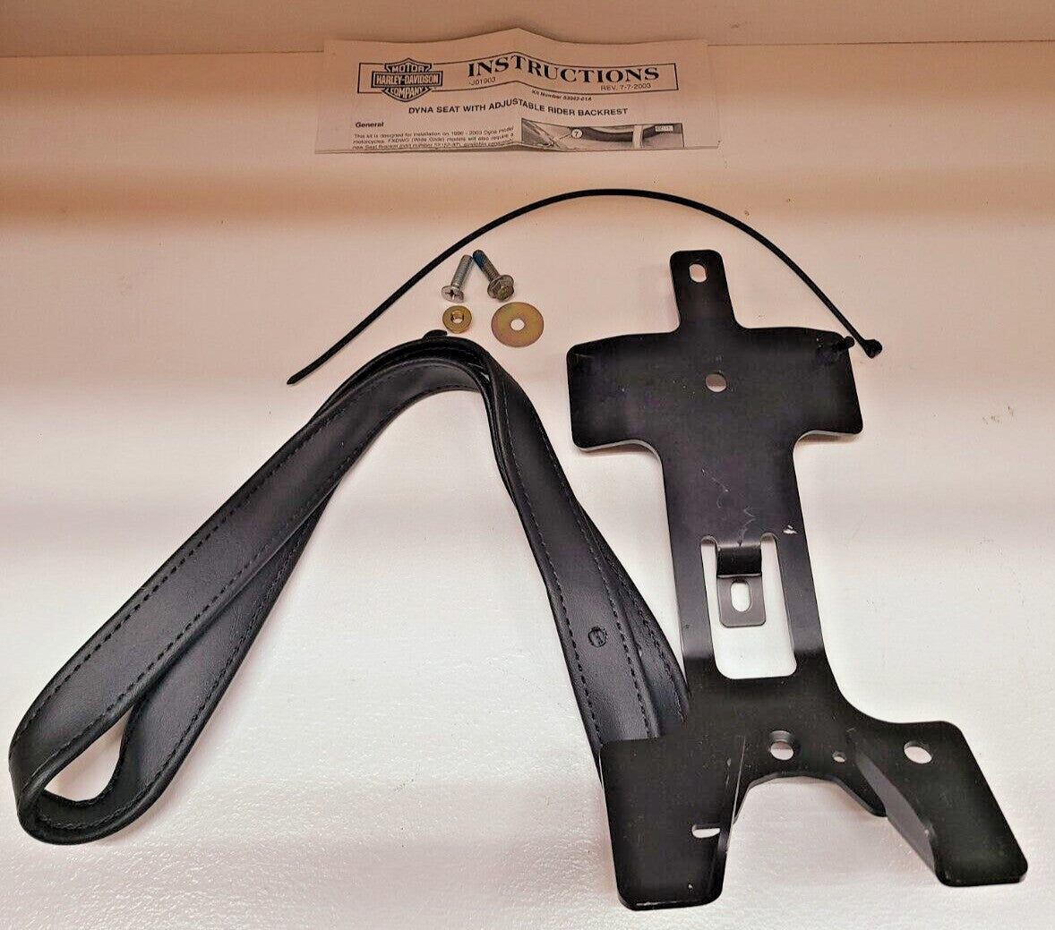 Harley-Davidson Dyna Seat Adjustable Rider Backrest Kit 53042-01A