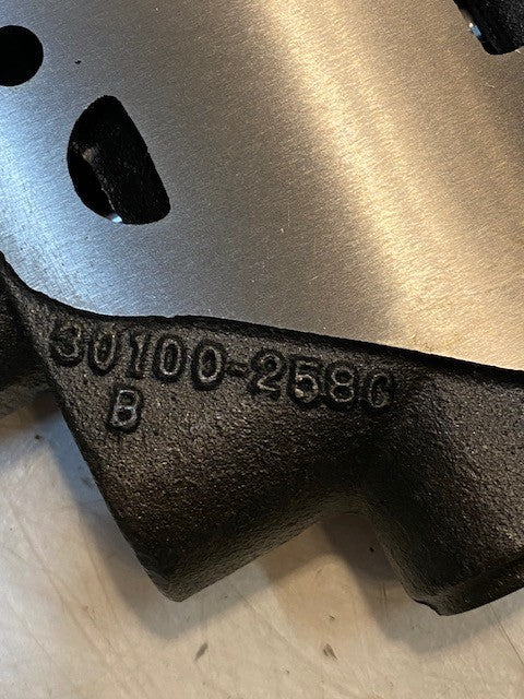 Double Acting Hydraulic Valve 30100-258C | J146