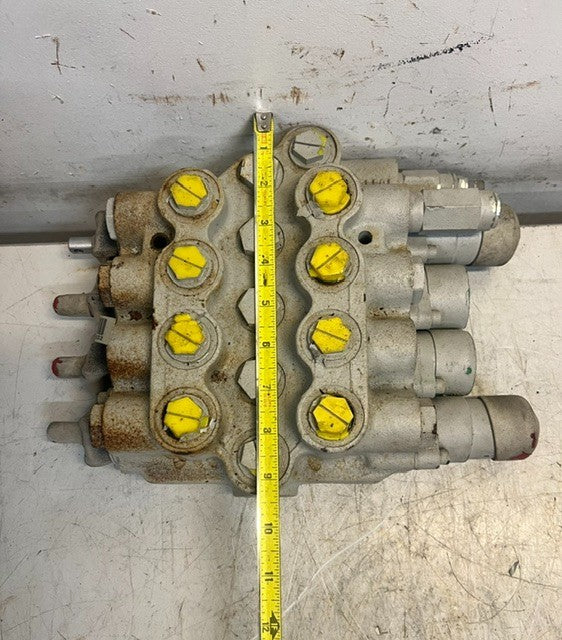 Welroe Multi-Spool Directional Hydraulic Control Valve 6592488| 25F4L| 05007832