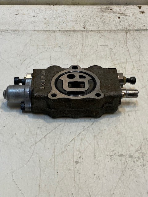Hydraulic Control Valve Section 36403 | H74Z07
