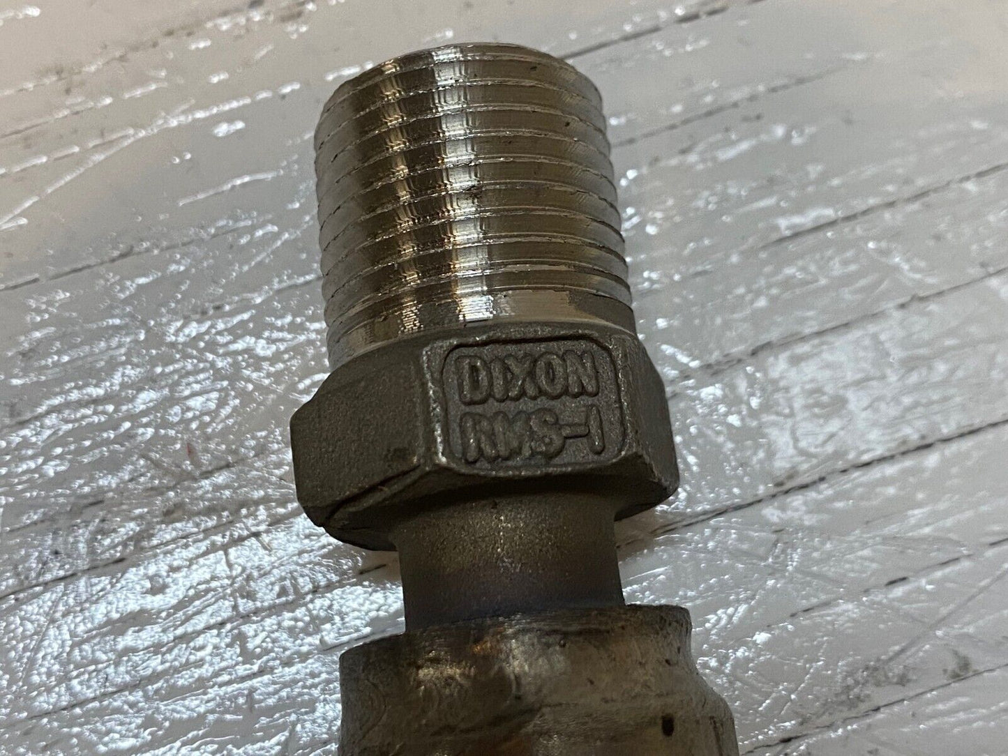 2 Dixon Valves with Hose RMS-I (1 Assembly)