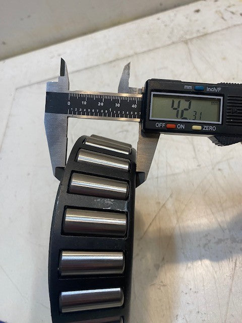 Hyatt HM218248 Tapered Roller Cone Bearing 90x137x42mm