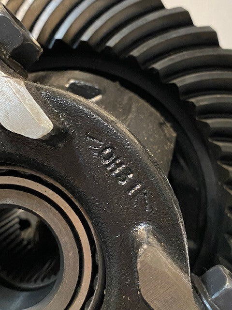 Rear Differential 12-Bolt 0H81 | D0831 B | 10.10.14 | A 261 | 33 | 33101014A261W