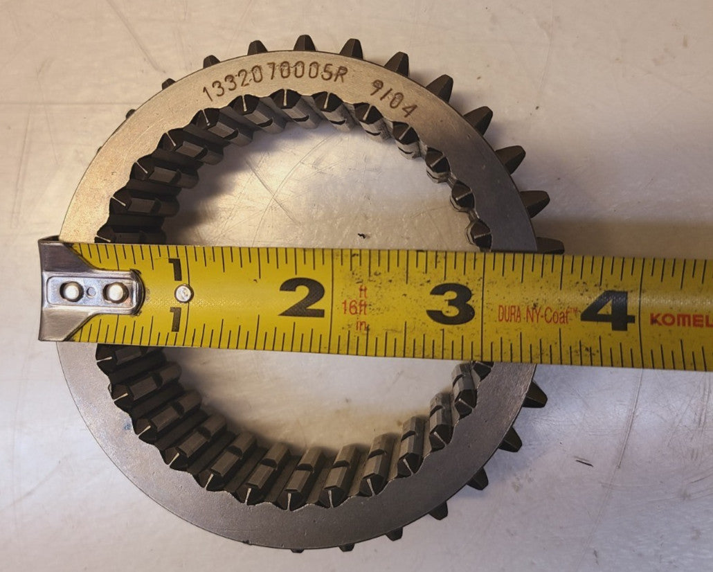 Transmission 1-2 Slider & Reverse Gear 32 Tooth 1332-070-005 | 1332070005R